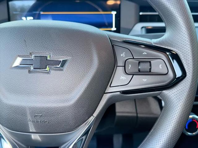 2027 Chevrolet Bolt LT FWD