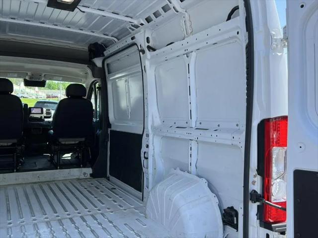 2025 Ram ProMaster 2500 Cargo Van Tradesman High Roof 136" WB w/Pass Seat