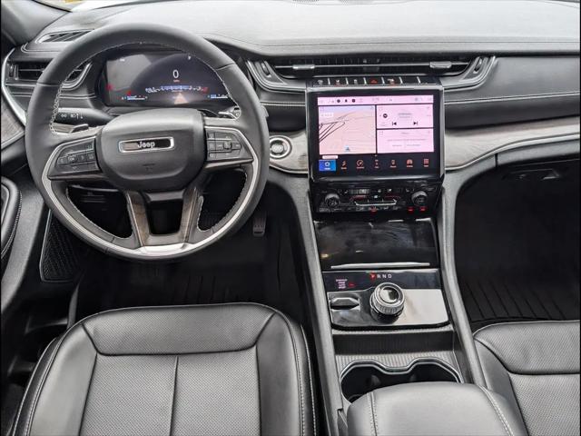 2025 Jeep Grand Cherokee L Limited 4x4