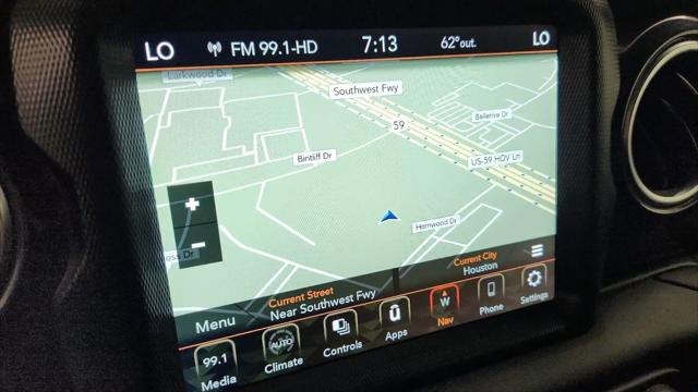 2021 Jeep Wrangler Sahara Altitude 4x4
