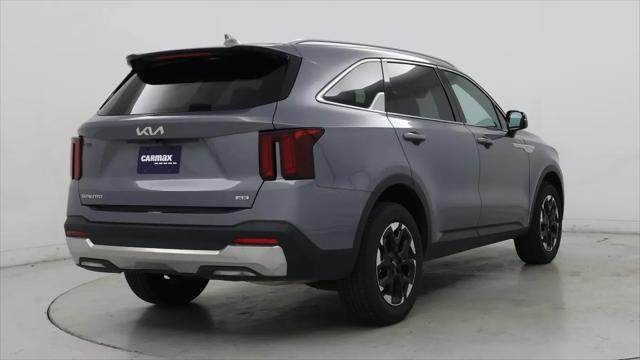 2024 Kia Sorento S