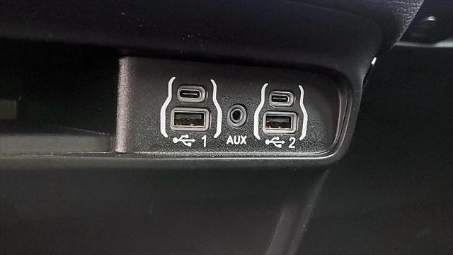 2024 Chrysler Pacifica Touring