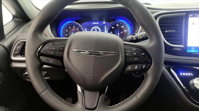 2024 Chrysler Pacifica Touring