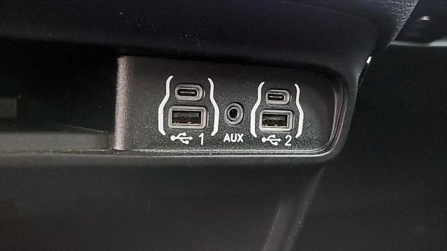 2024 Chrysler Pacifica Touring