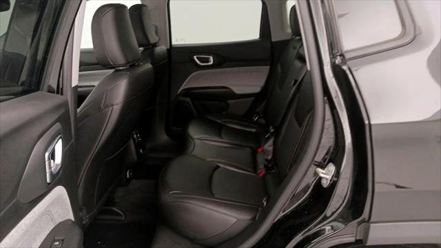 2022 Jeep Compass Latitude Lux 4x4
