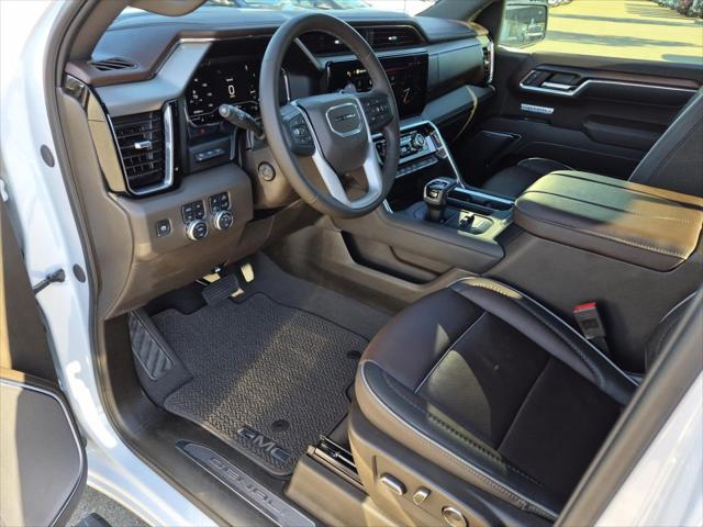 2025 GMC Sierra 1500 4WD Crew Cab Short Box Denali