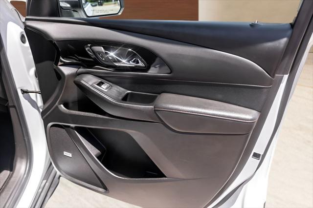 2023 Chevrolet Traverse FWD RS