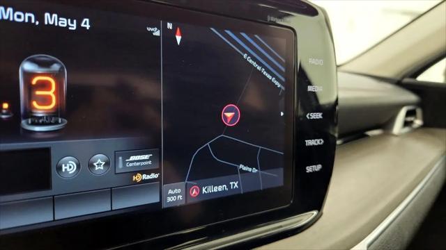 2022 Kia K5 EX
