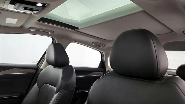2022 Kia K5 EX
