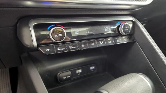 2022 Kia K5 EX