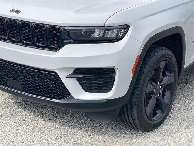 2023 Jeep Grand Cherokee Altitude 4x4