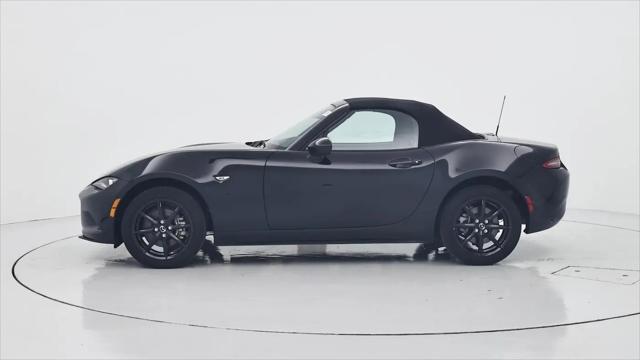 2025 Mazda MX-5 Sport