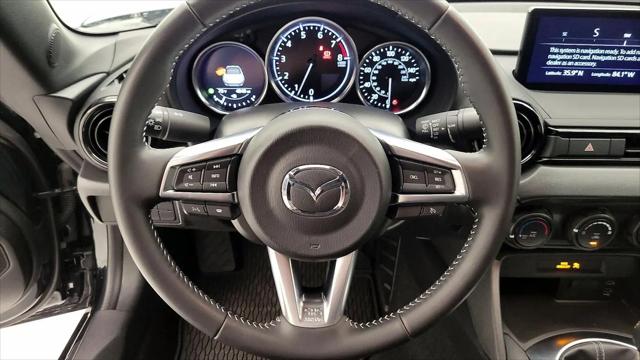 2025 Mazda MX-5 Sport