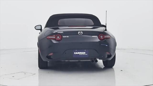 2025 Mazda MX-5 Sport