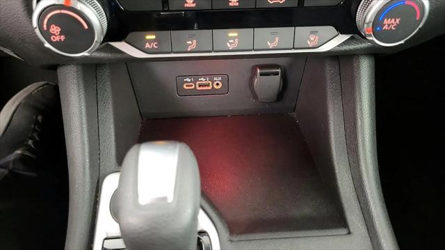 2023 Nissan Sentra SV Xtronic CVT