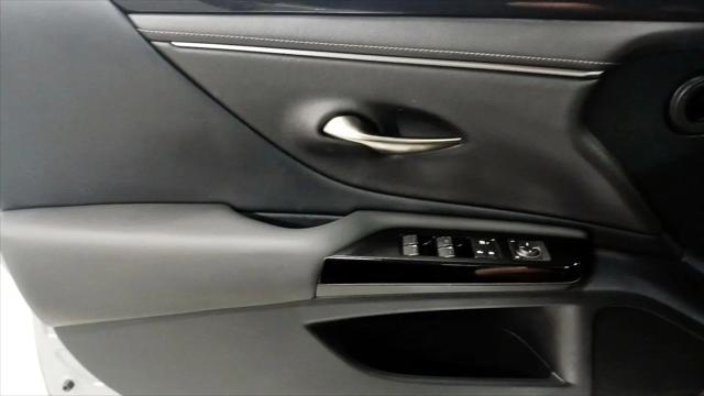 2025 Lexus ES 350 ES 350