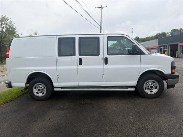 2024 GMC Savana Cargo RWD 2500 Regular Wheelbase Work Van 2024 GMC Savana Cargo RWD 2500 Regular Wheelbase Work Van