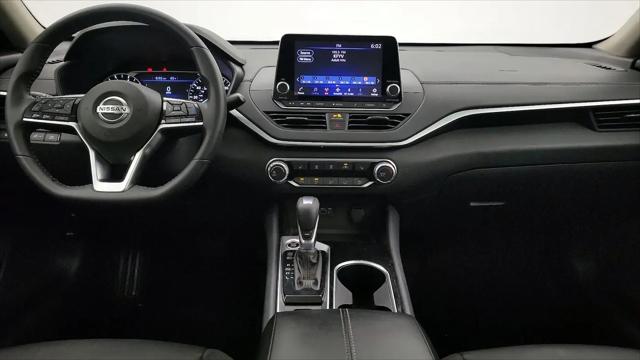 2022 Nissan Altima SV FWD