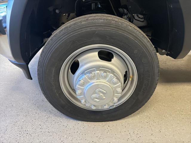 2026 RAM Ram 5500 Chassis Cab RAM 5500 TRADESMAN CHASSIS CREW CAB 4X4 60 CA