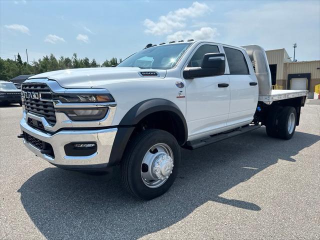 2026 RAM 5500 Chassis RAM 5500 TRADESMAN CHASSIS CREW CAB 4X4 60 CA