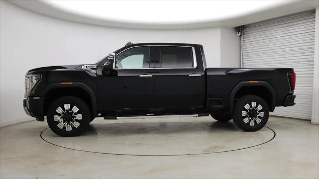 2024 GMC Sierra 2500HD 4WD Crew Cab Standard Bed Denali