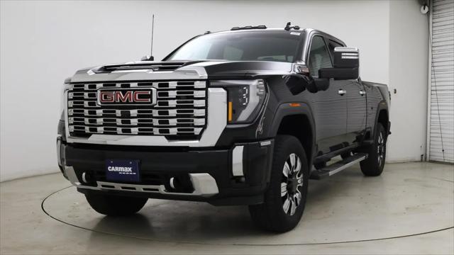 2024 GMC Sierra 2500HD 4WD Crew Cab Standard Bed Denali
