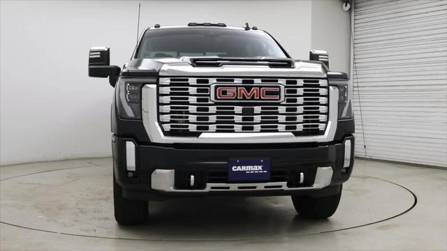 2024 GMC Sierra 2500HD 4WD Crew Cab Standard Bed Denali