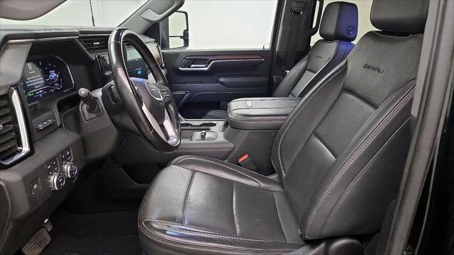 2024 GMC Sierra 2500HD 4WD Crew Cab Standard Bed Denali