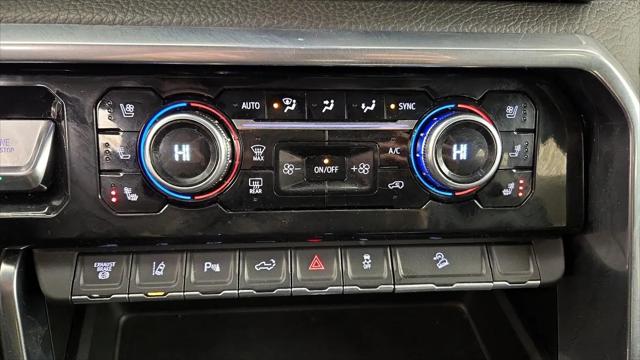 2024 GMC Sierra 2500HD 4WD Crew Cab Standard Bed Denali