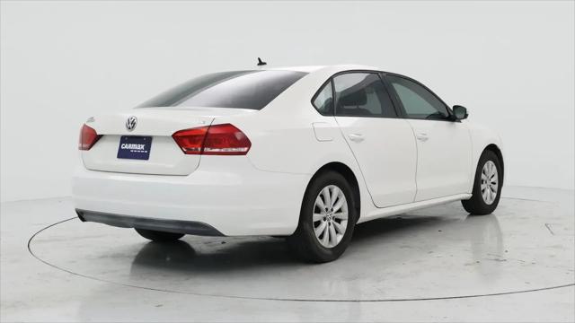 2015 Volkswagen Passat 1.8T S