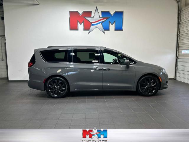 2020 Chrysler Pacifica Touring L 2020 Chrysler Pacifica Touring L