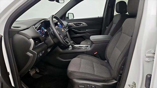 2023 Chevrolet Traverse FWD LT Cloth