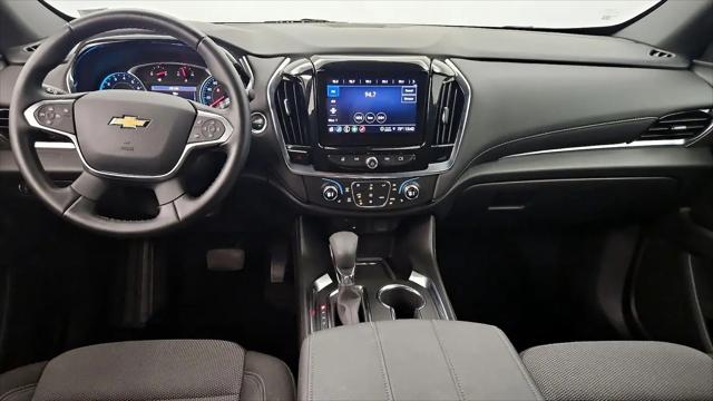2023 Chevrolet Traverse FWD LT Cloth