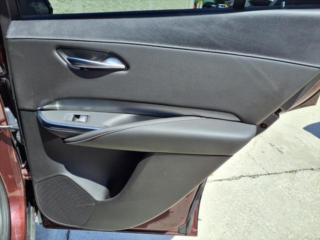 2023 Cadillac XT4 FWD Premium Luxury