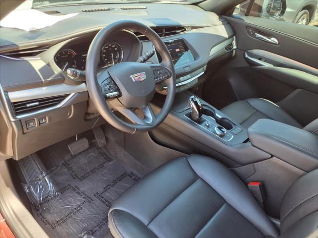 2023 Cadillac XT4 FWD Premium Luxury