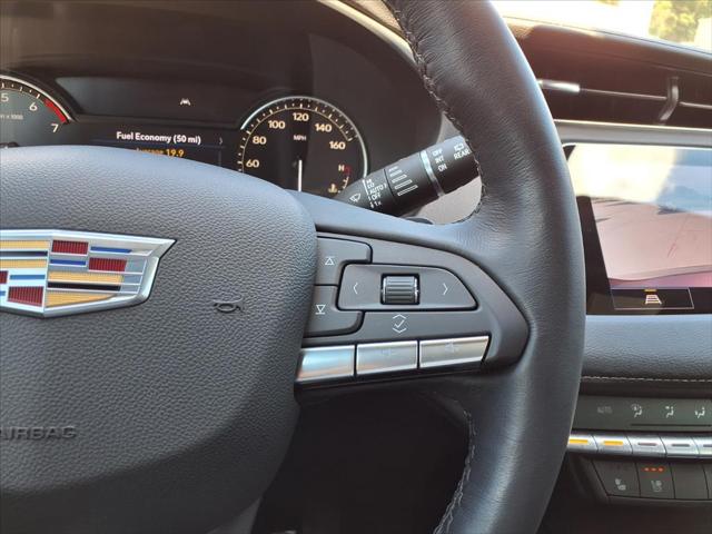 2023 Cadillac XT4 FWD Premium Luxury