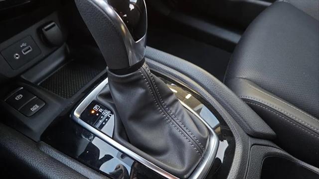 2022 Nissan Rogue Sport SL AWD Xtronic CVT