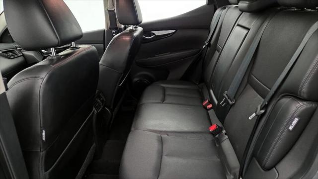 2022 Nissan Rogue Sport SL AWD Xtronic CVT