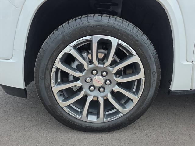 2022 GMC Acadia FWD Denali