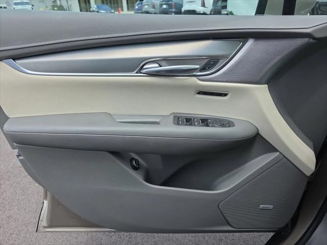 2022 Cadillac XT5 FWD Premium Luxury