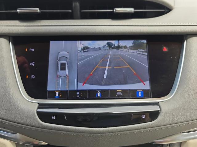 2022 Cadillac XT5 FWD Premium Luxury