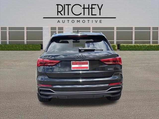 2025 Audi Q3 Premium 45 TFSI S line quattro Tiptronic