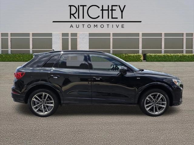 2025 Audi Q3 Premium 45 TFSI S line quattro Tiptronic