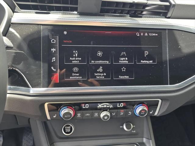2025 Audi Q3 Premium 45 TFSI S line quattro Tiptronic