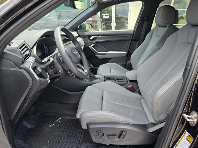 2025 Audi Q3 Premium 45 TFSI S line quattro Tiptronic