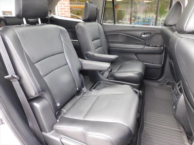 2021 Honda Pilot AWD Elite