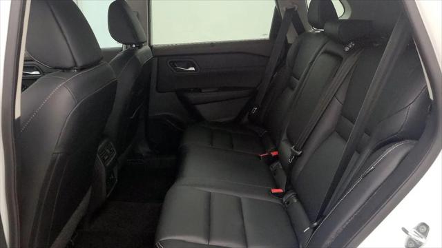 2023 Nissan Rogue SL FWD