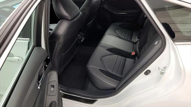 2022 Toyota Avalon Touring