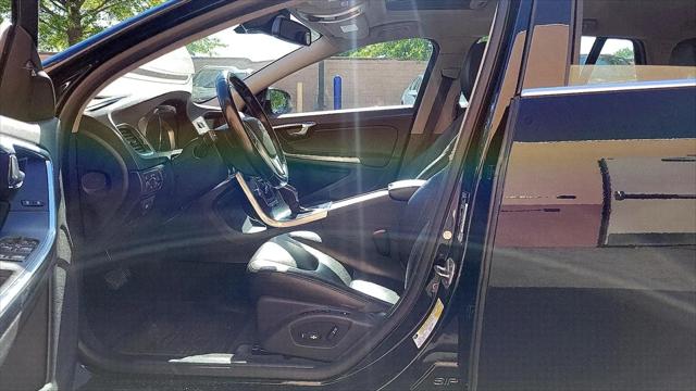 2015 Volvo V60 T5 Platinum