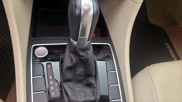 2015 Volkswagen Passat 1.8T Limited Edition